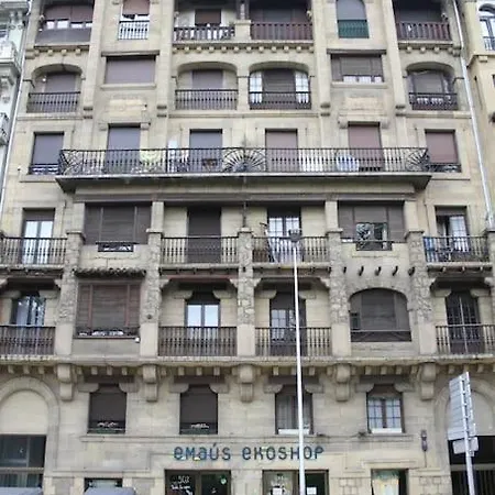 La Casa Del Arbol Apartment *